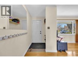 5008 2 Street NW - photo 2