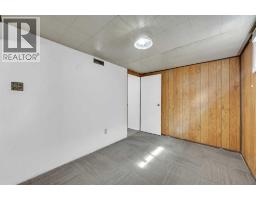 5008 2 Street NW - photo 28