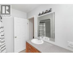 116-118 Lock Street E, Dunnville, ON N1A1J7 Photo 33