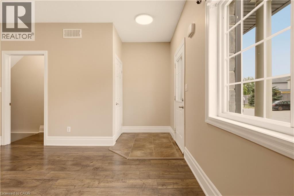 #14 1180 COUNTRYSTONE Drive - 5