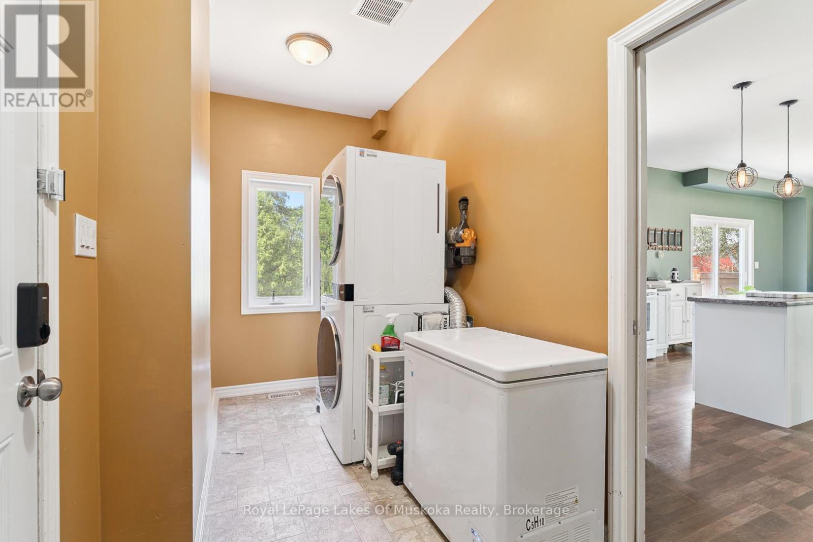 24 STAR LAKE ROAD - 14