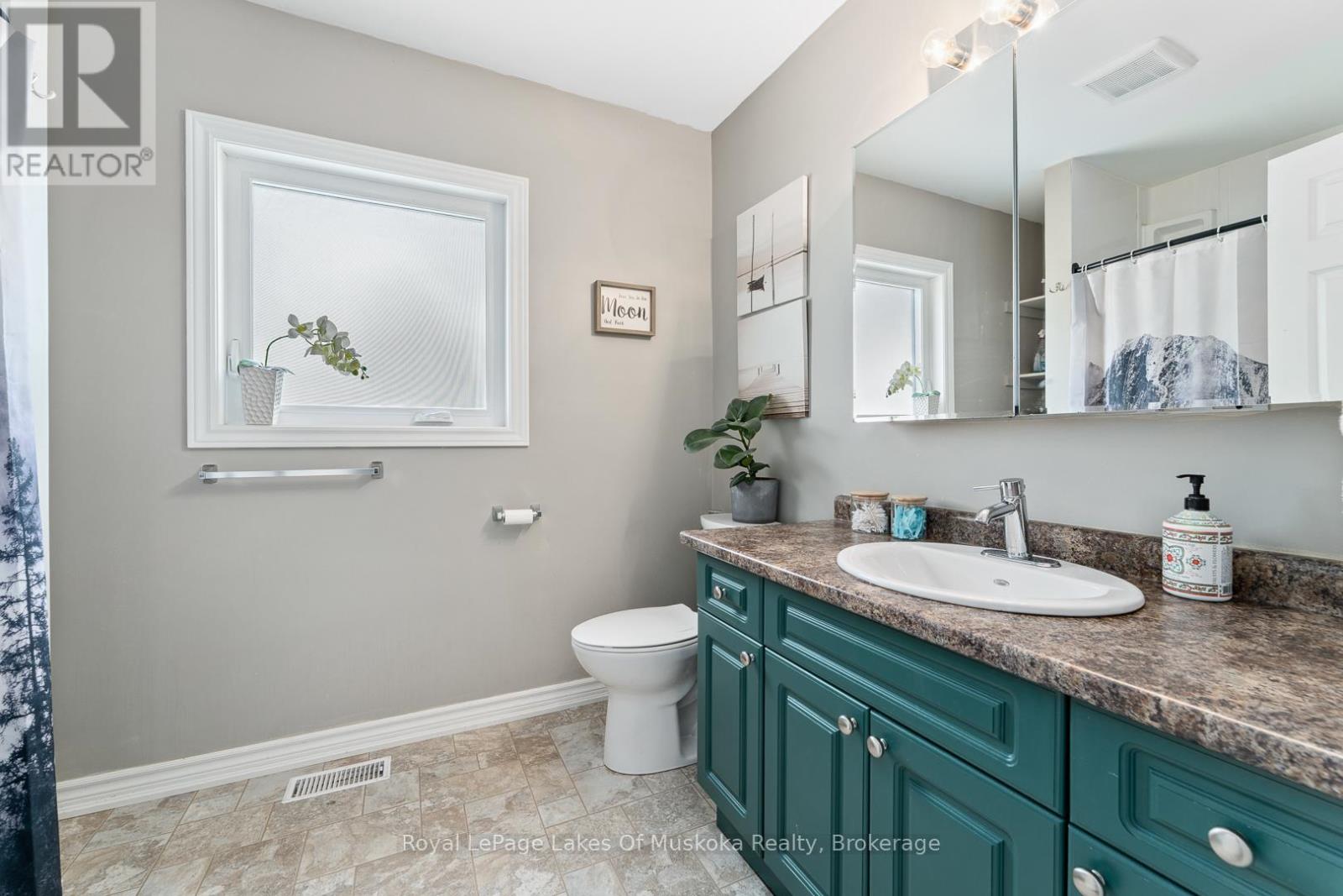 24 STAR LAKE ROAD - 22