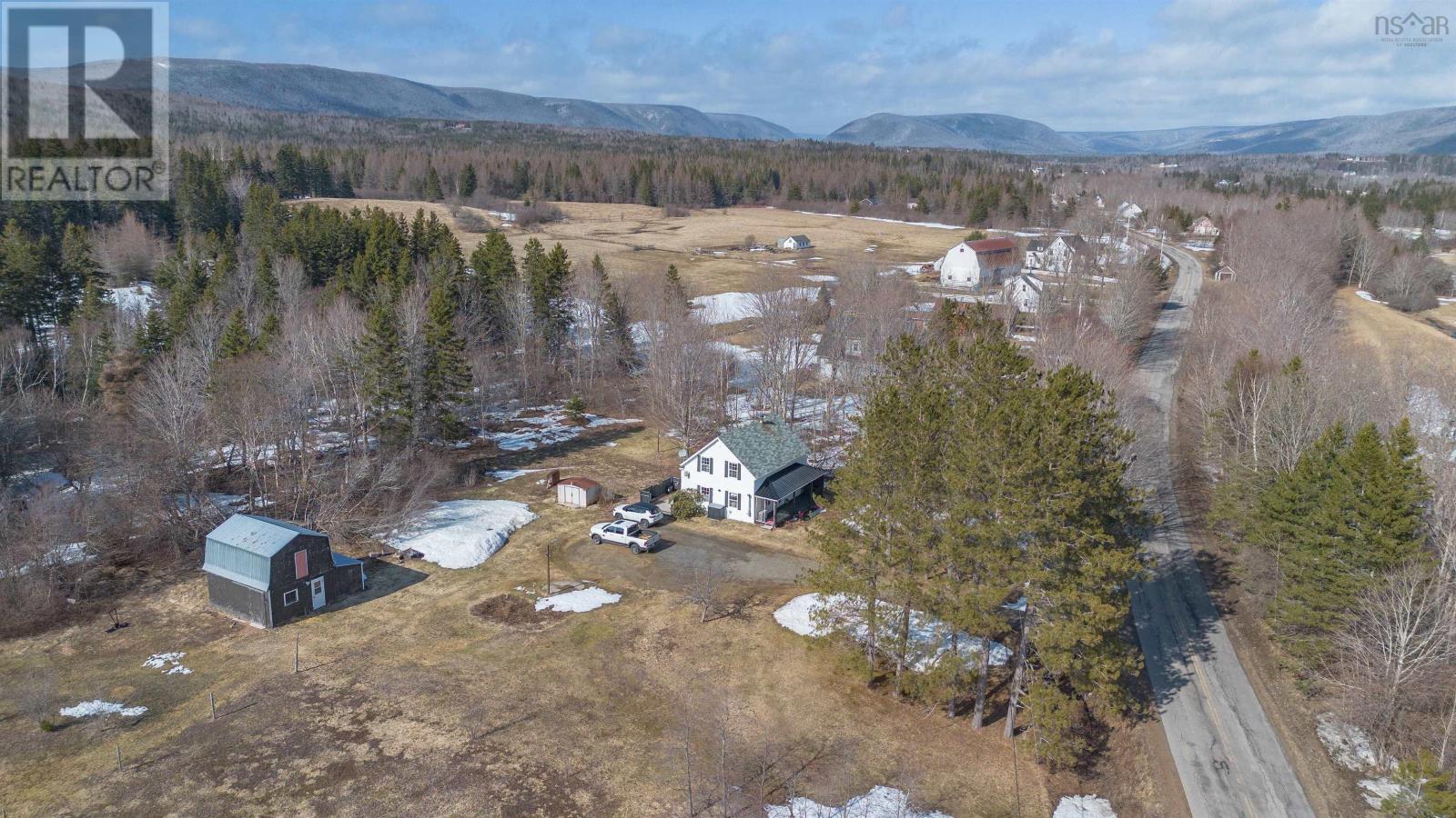 1785 West Big Intervale Road - 31