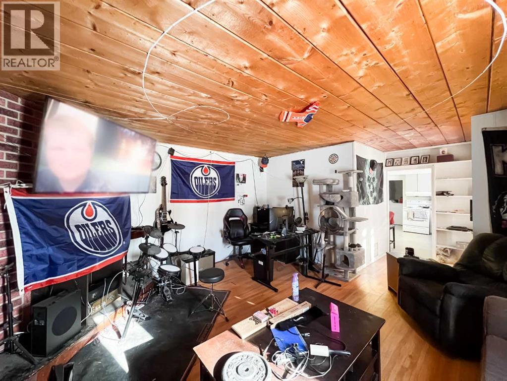 5420 Gravel Avenue - 7