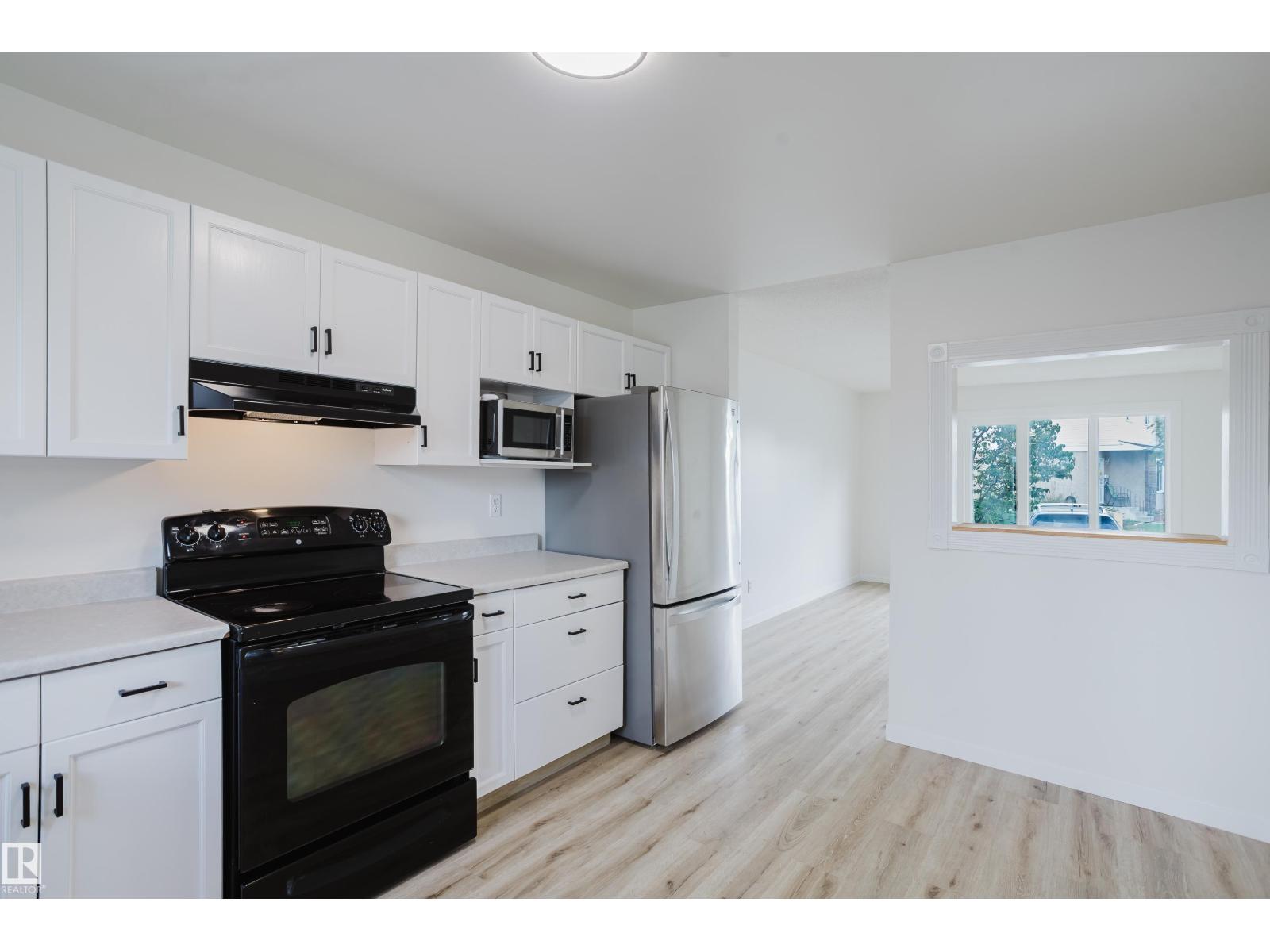 16475 115 ST NW - 10