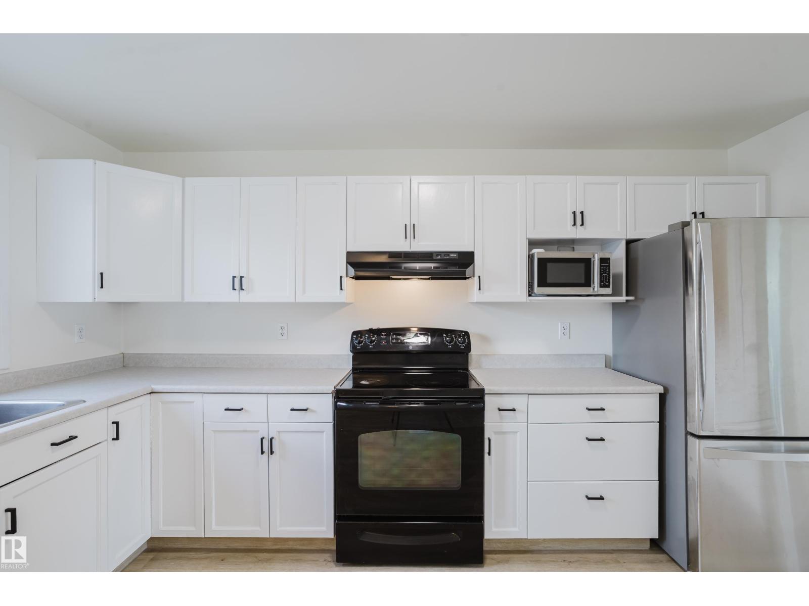 16475 115 ST NW - 17
