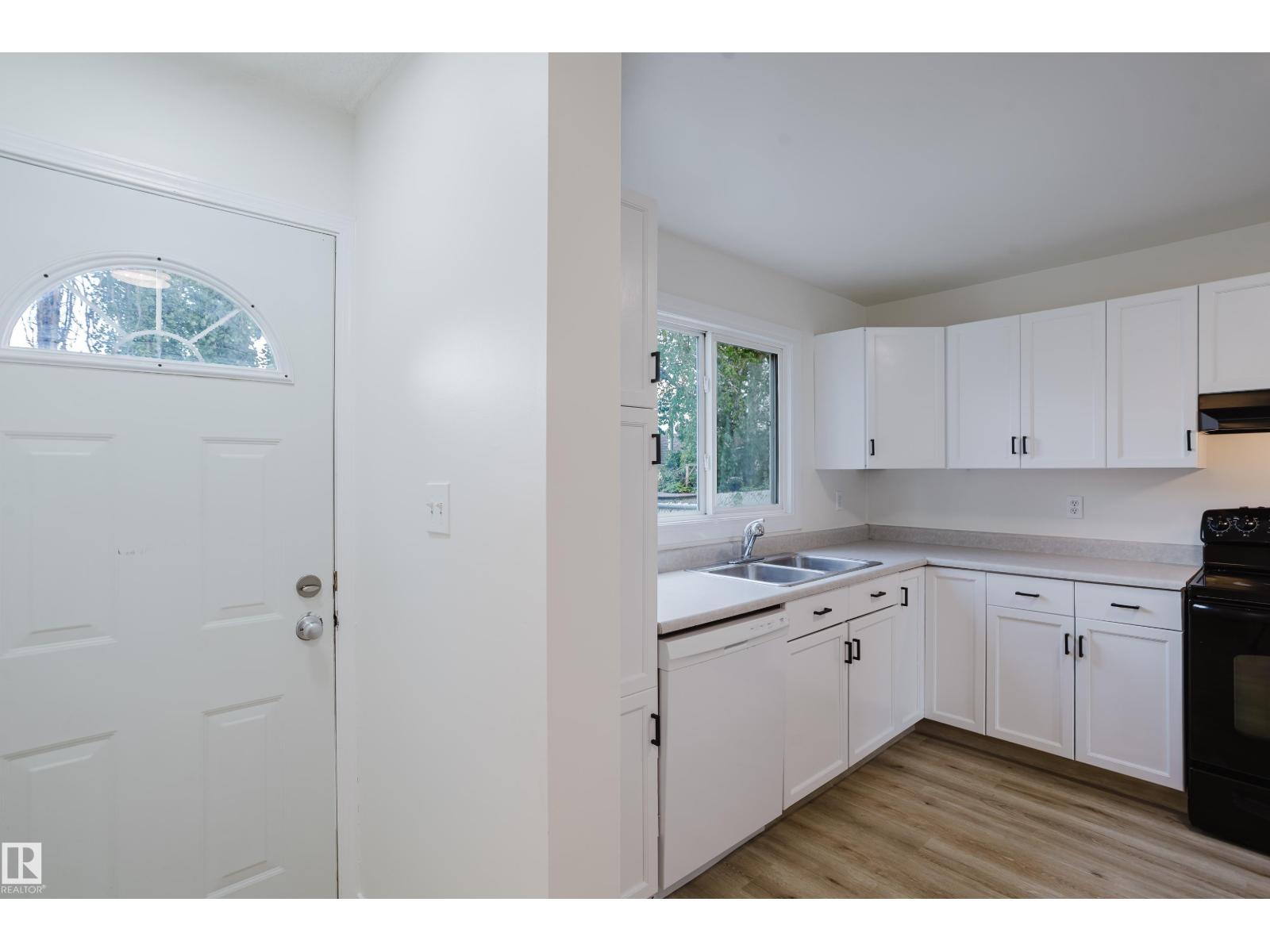 16475 115 ST NW - 18