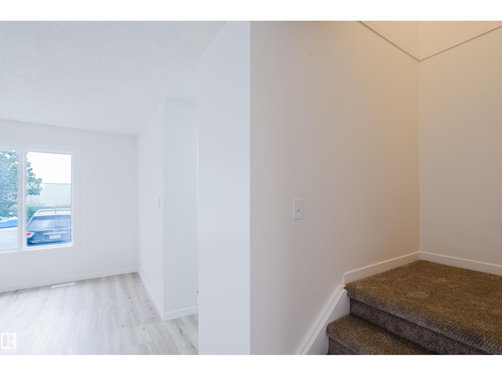 16475 115 ST NW - 20