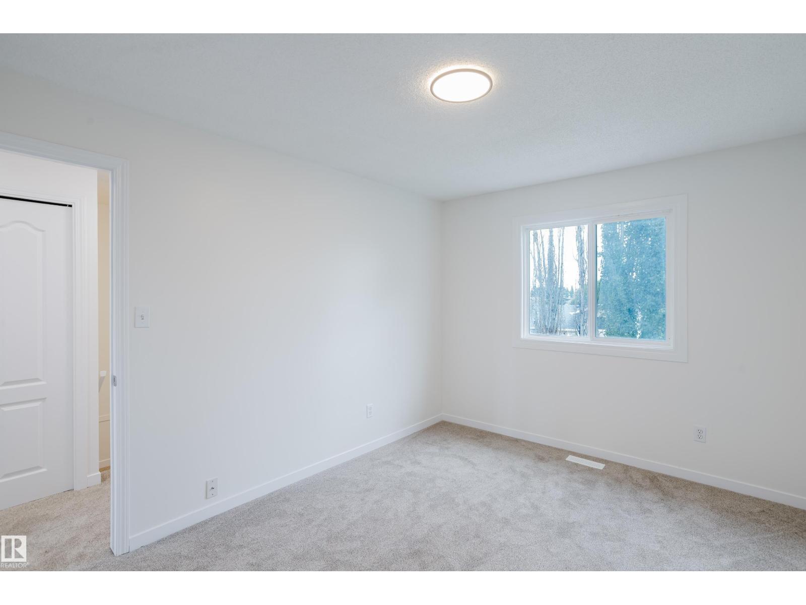 16475 115 ST NW - 27