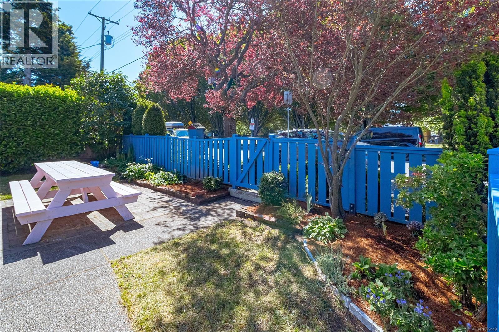  1228 Pembroke Street, Victoria