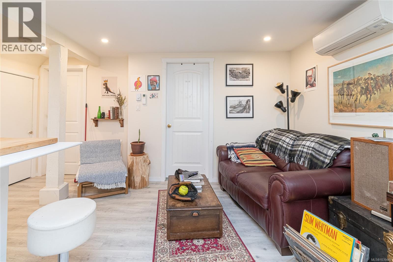  1228 Pembroke Street, Victoria