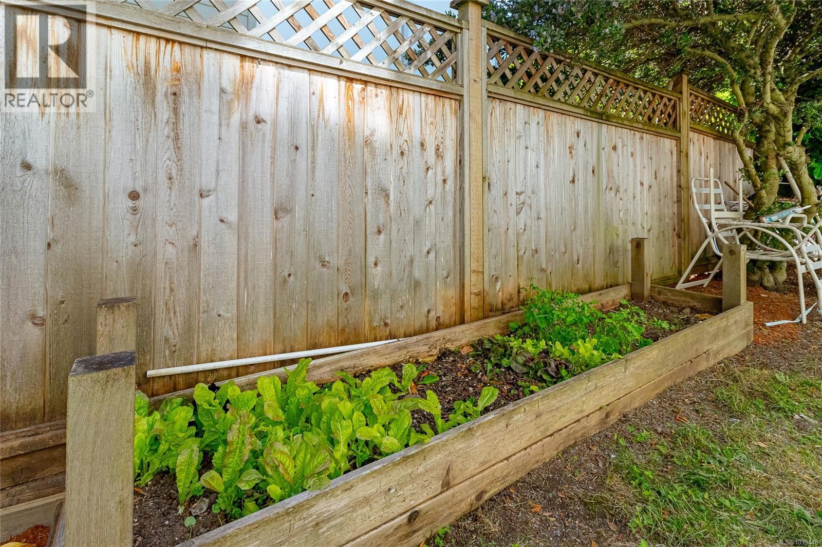  1228 Pembroke Street, Victoria