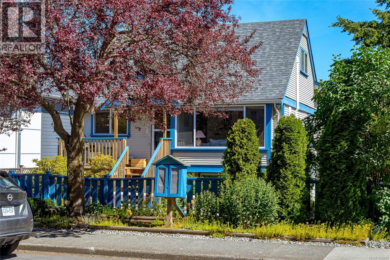  1228 Pembroke Street, Victoria
