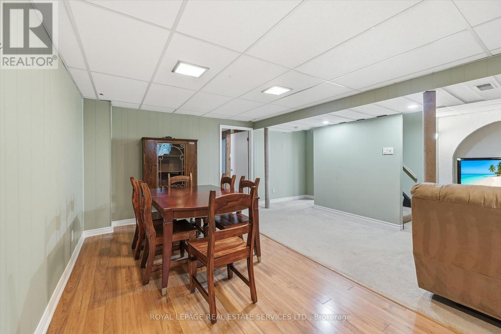 484 GRAND BOULEVARD - Image 32