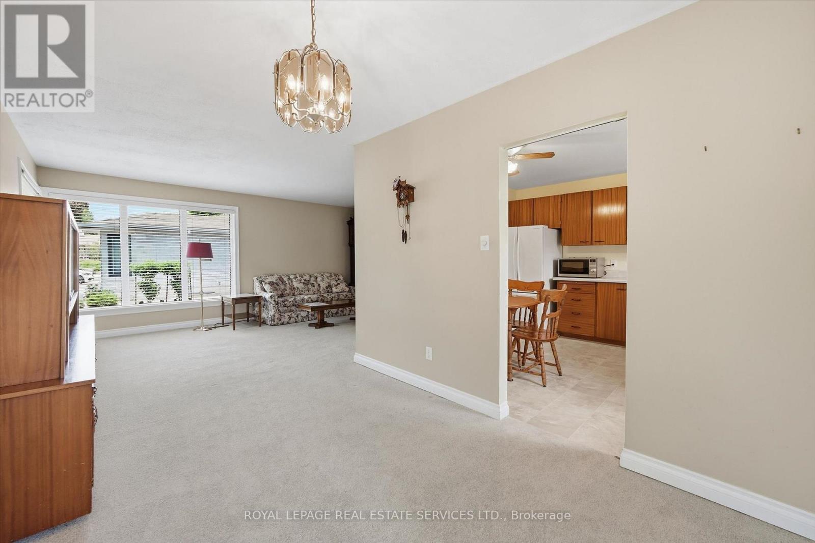 484 GRAND BOULEVARD - Image 15