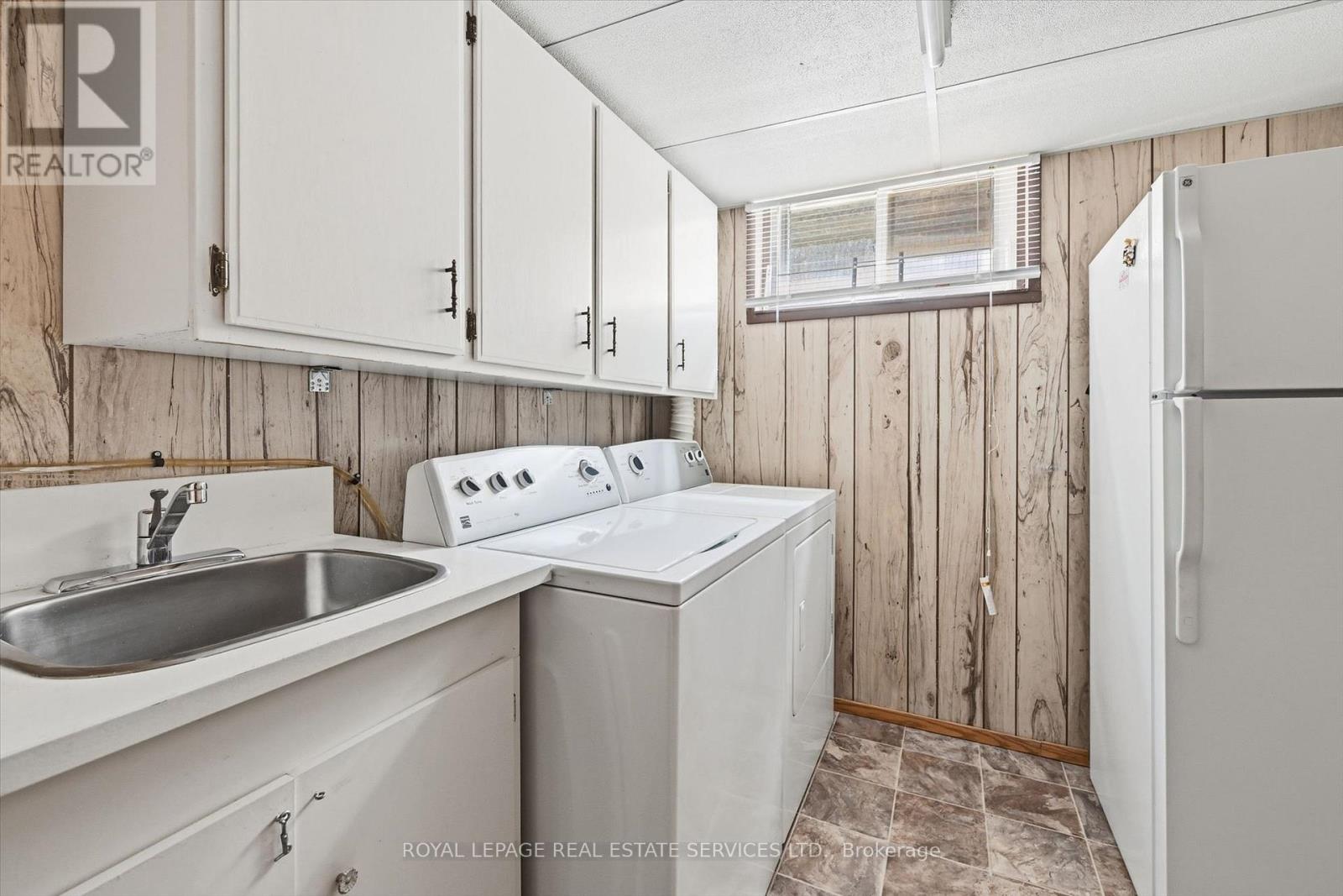 484 GRAND BOULEVARD - Image 35
