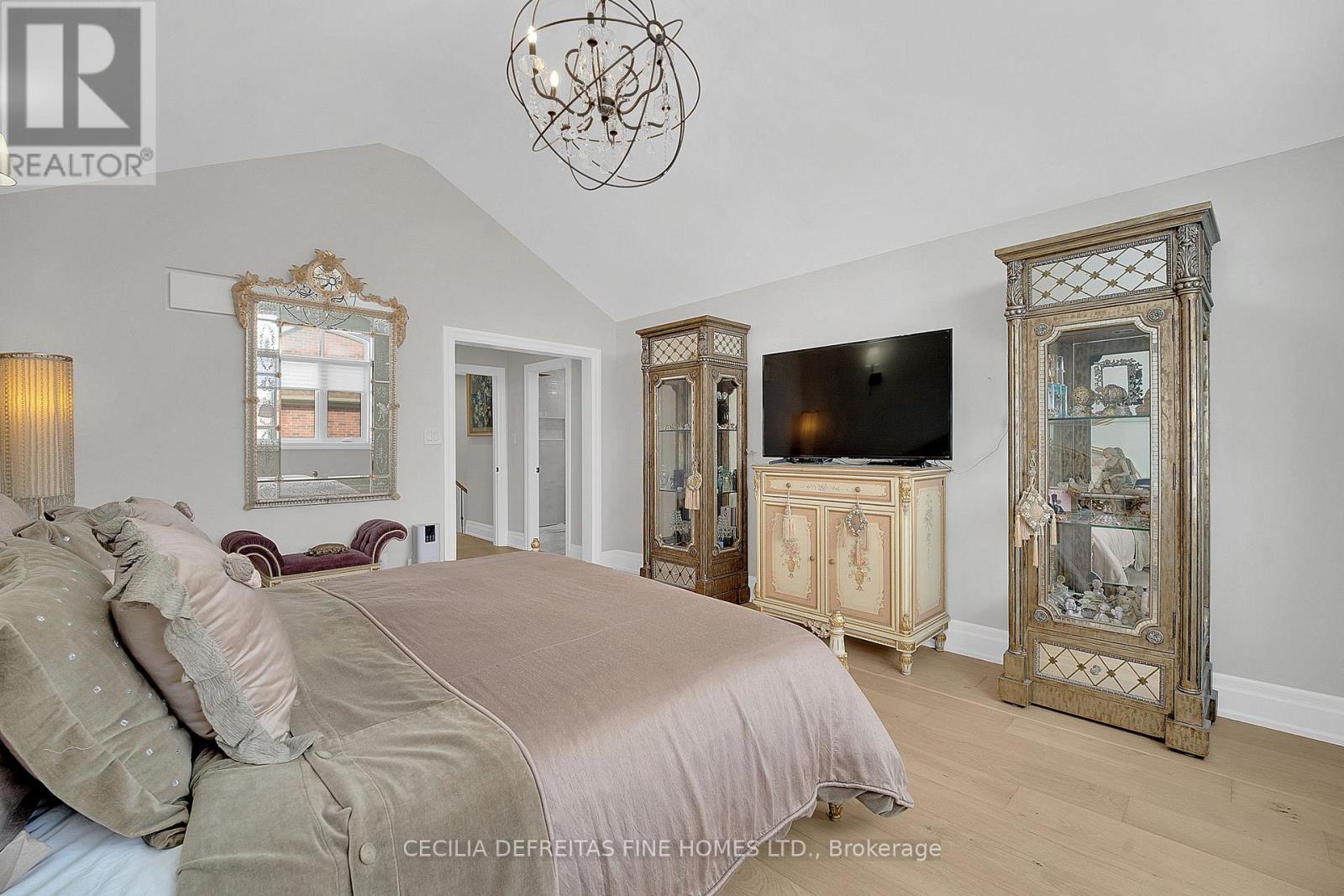 109 ALEX CAMPBELL CRESCENT - 26