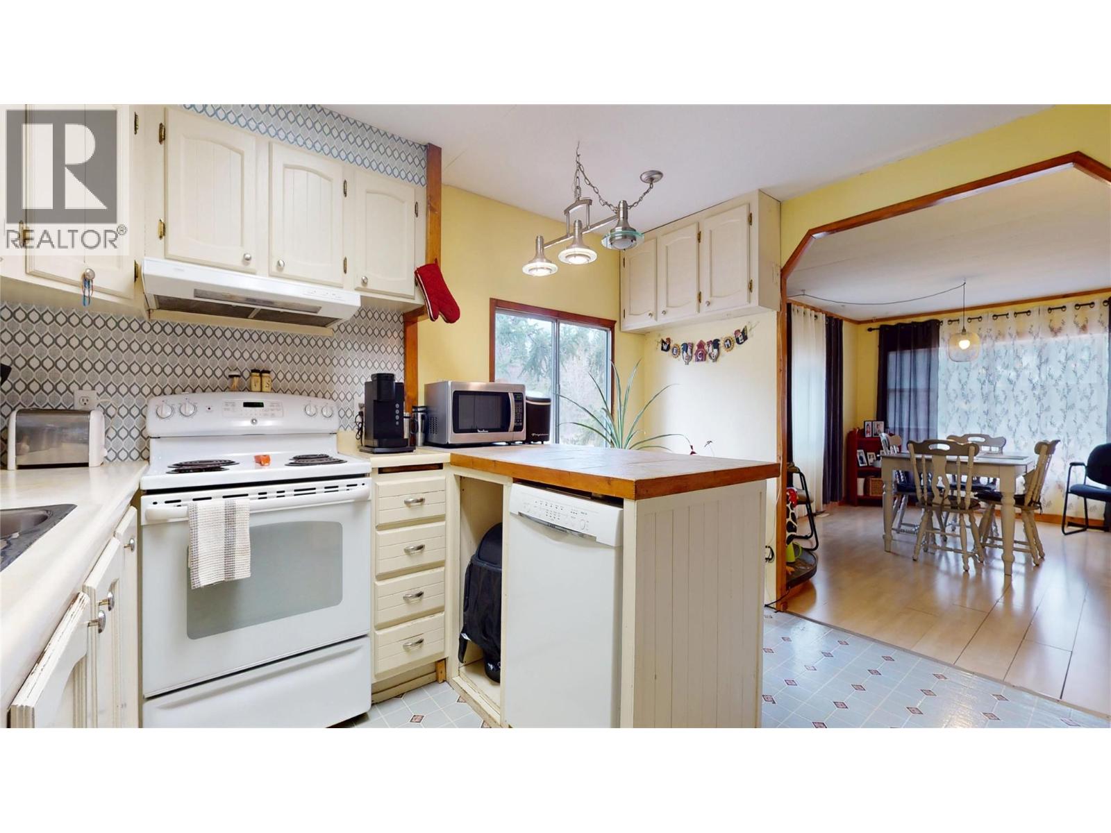 4746 Burns Avenue - 8