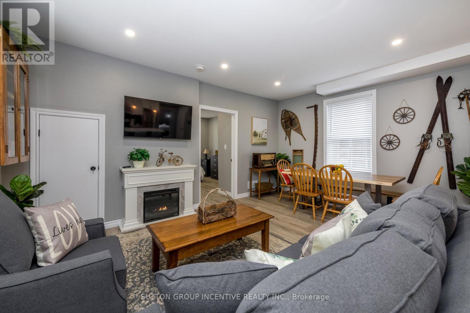 48 ALFRED STREET - 16