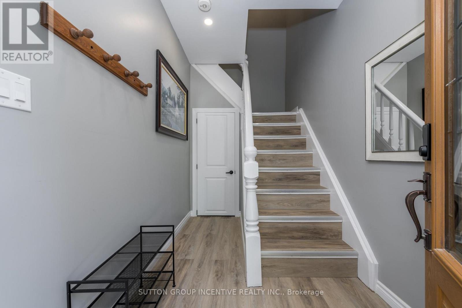48 ALFRED STREET - 33