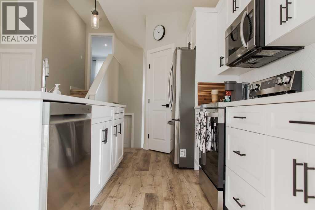 9541 114 Avenue - 2