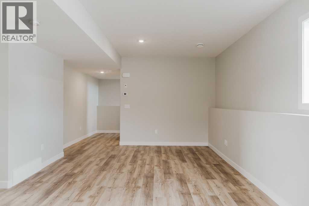 9541 114 Avenue - 39