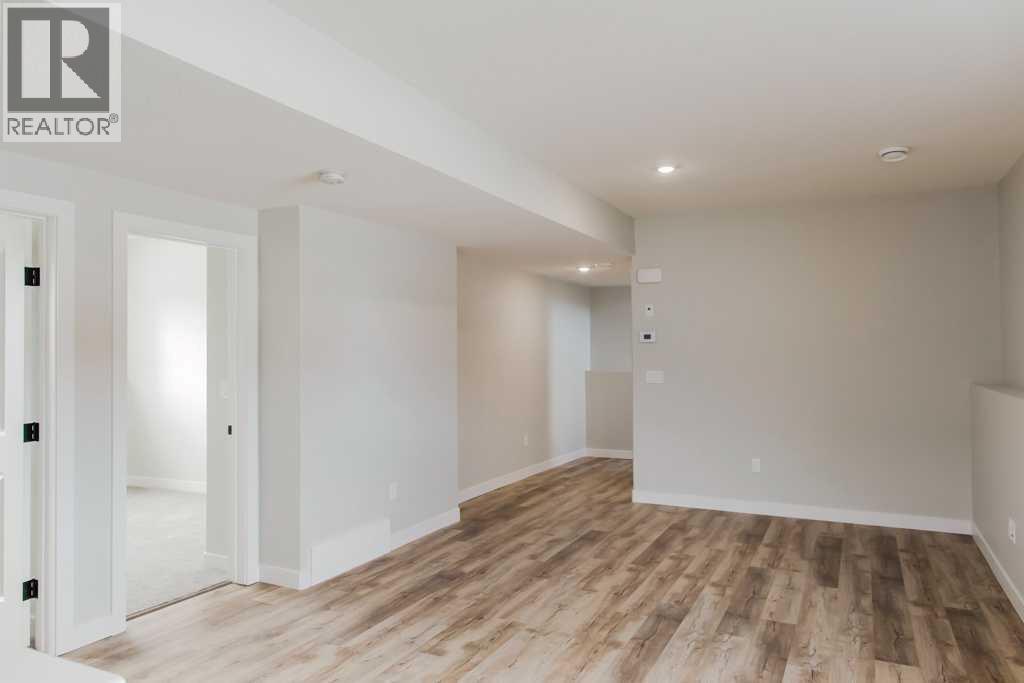 9541 114 Avenue - 40