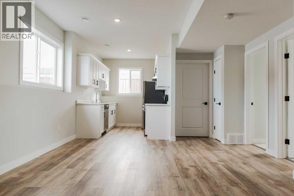 9541 114 Avenue - 34