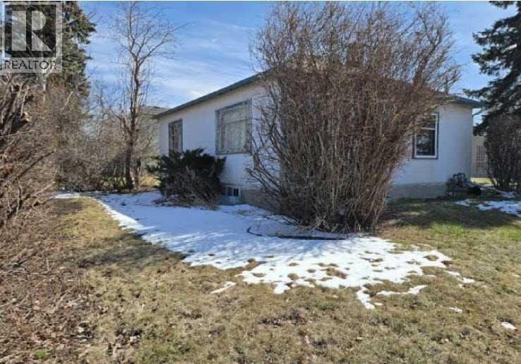 2301 20 Avenue N - 4