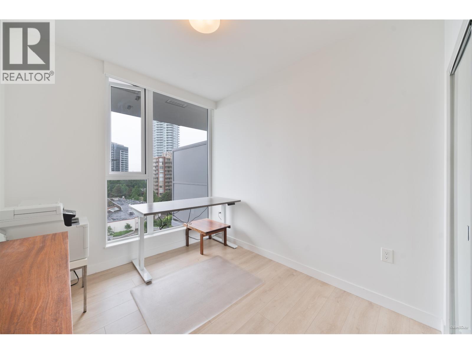 510 567 CLARKE ROAD, Coquitlam