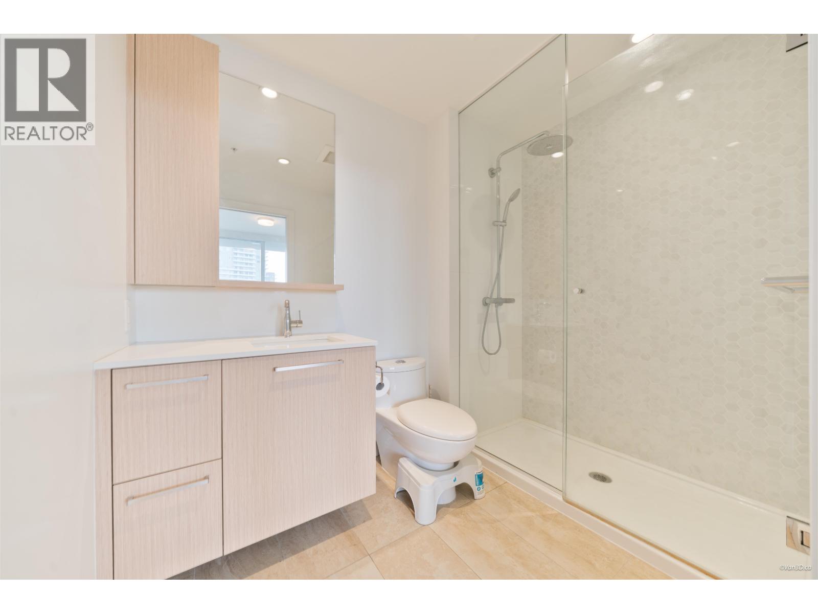 510 567 CLARKE ROAD, Coquitlam