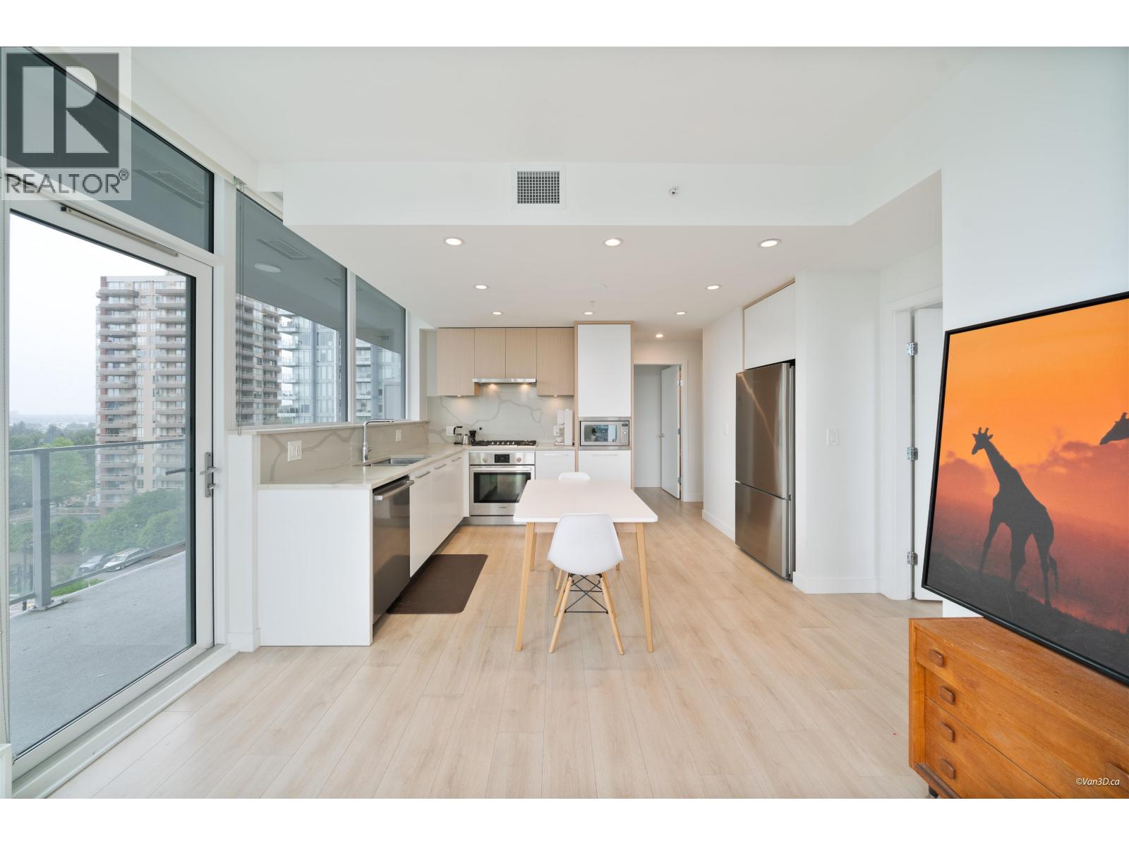 510 567 CLARKE ROAD, Coquitlam