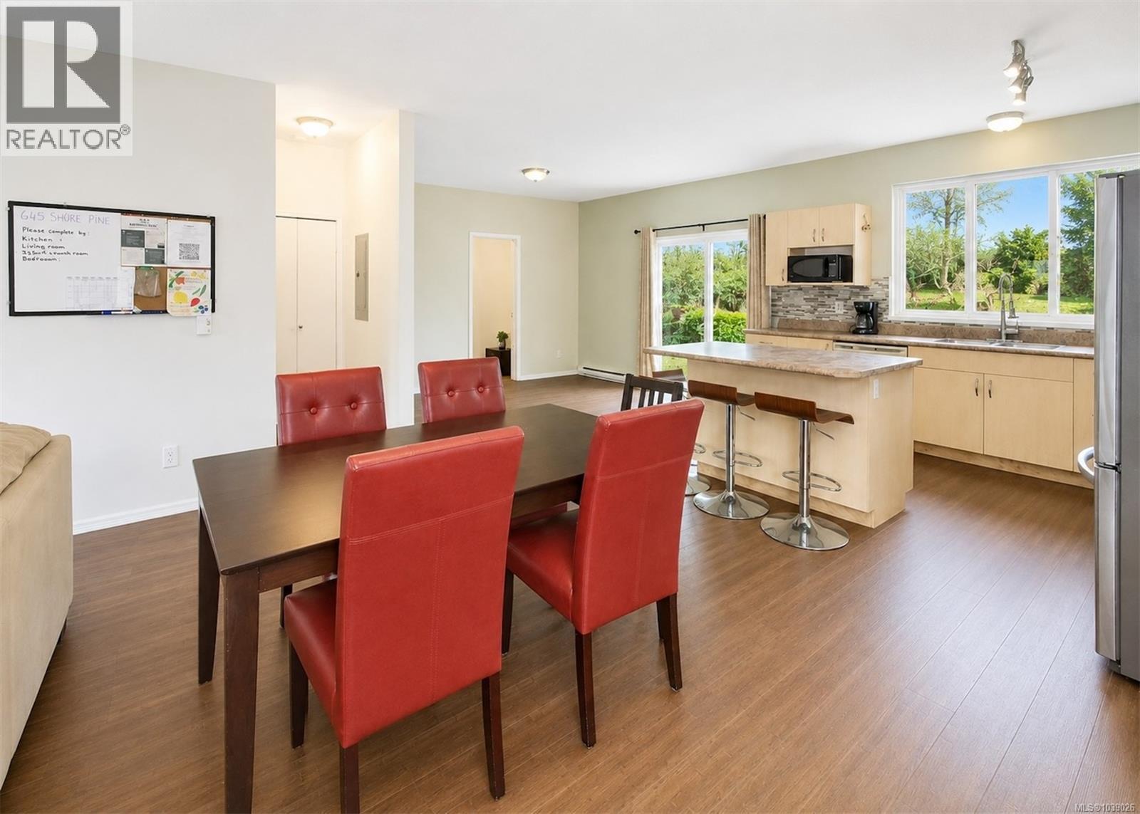 645 Shore Pine Cres - 7