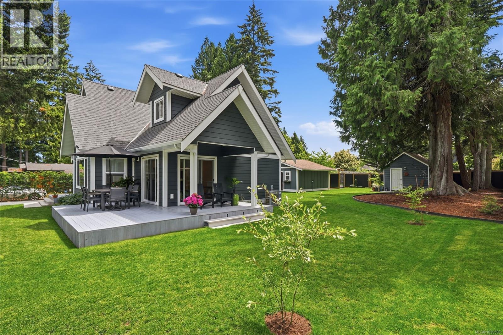 234 Fern Rd W - 45