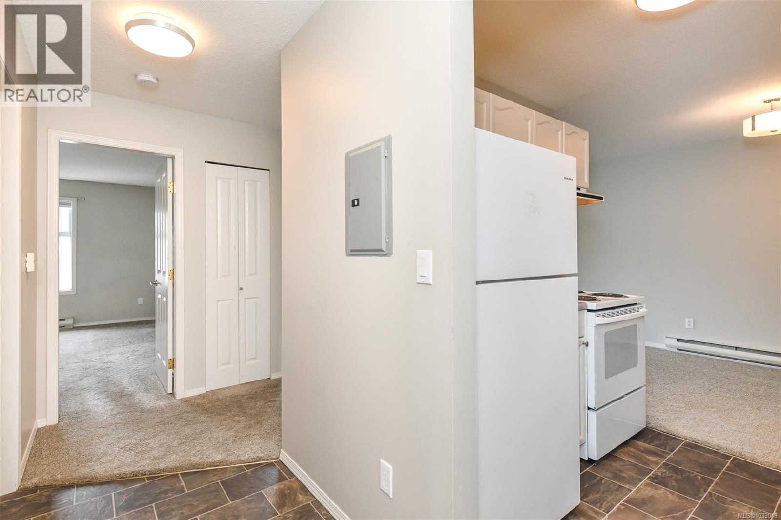 409 1045 Cumberland Rd, Courtenay