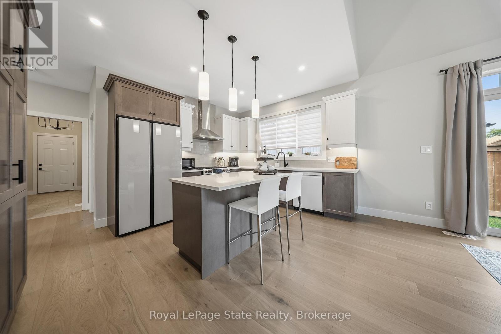 2815 RED MAPLE AVENUE - 11