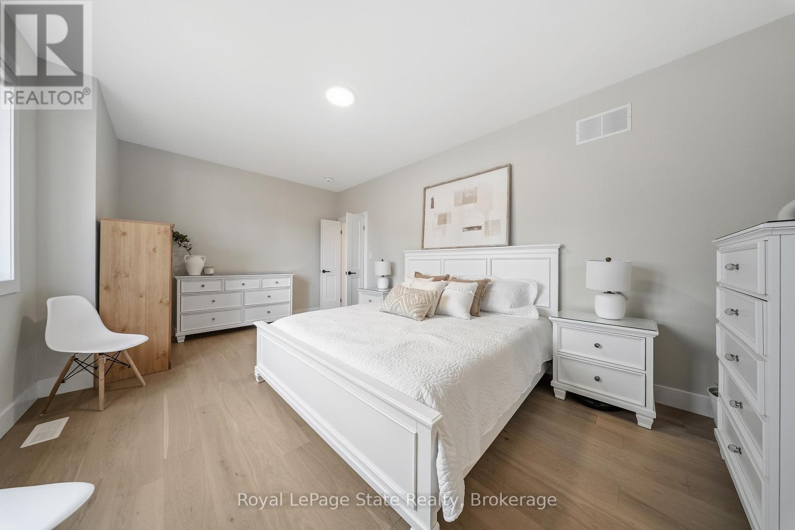2815 RED MAPLE AVENUE - 18