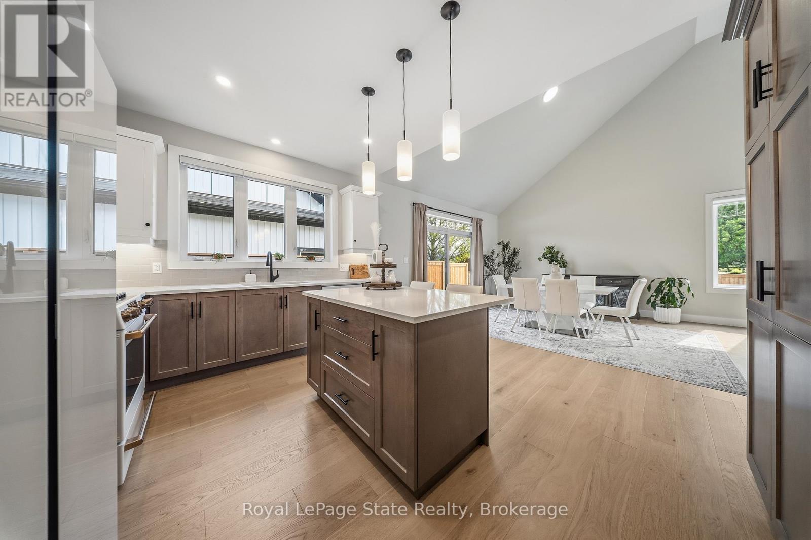 2815 RED MAPLE AVENUE - 16