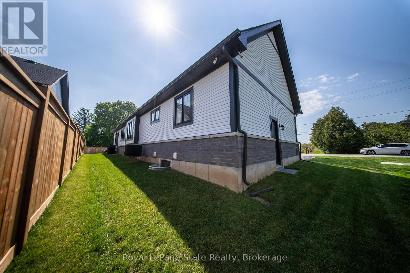 2815 RED MAPLE AVENUE - 41