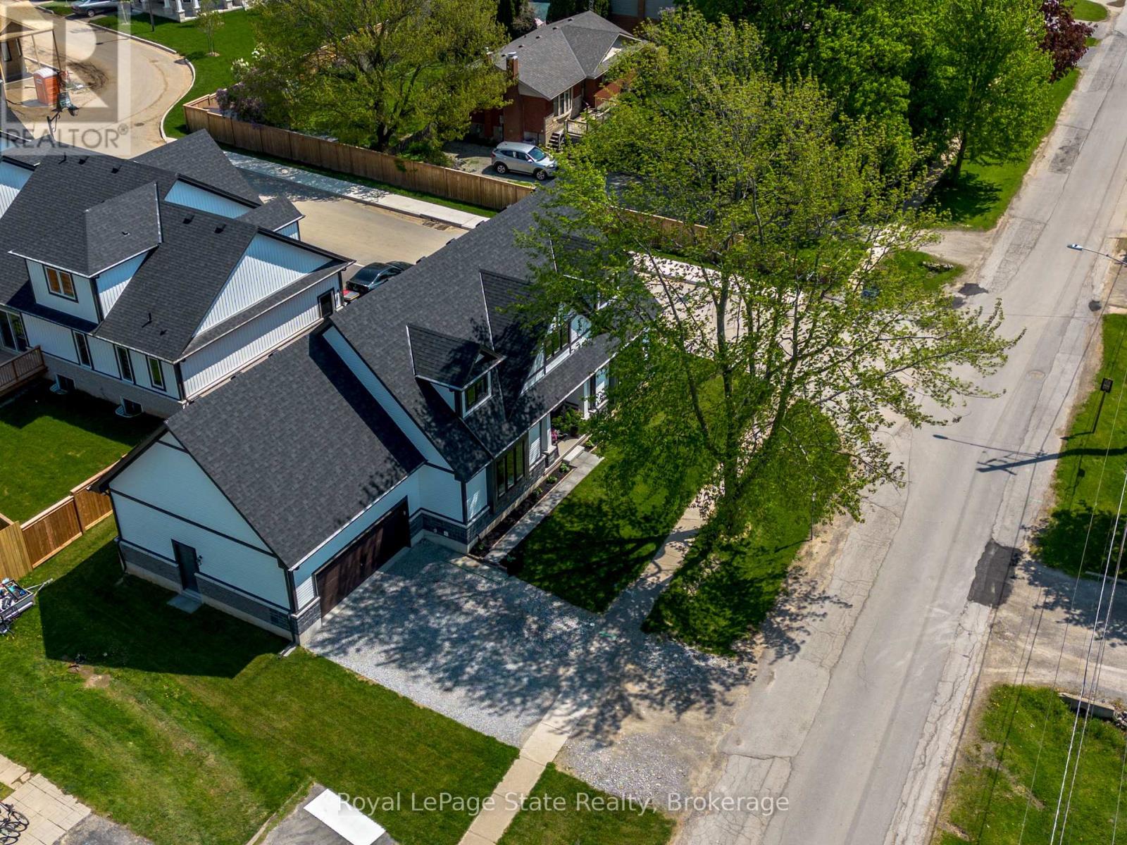 2815 RED MAPLE AVENUE - 49