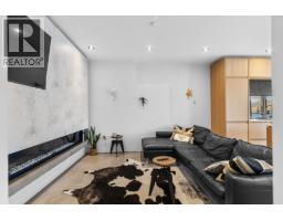 5pc Ensuite bath - 4043 Lakeside Road, Penticton, BC V2A8W3 Photo 10