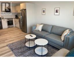 4043 Lakeside Road, Penticton, BC V2A8W3 Photo 44