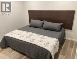 4043 Lakeside Road, Penticton, BC V2A8W3 Photo 48
