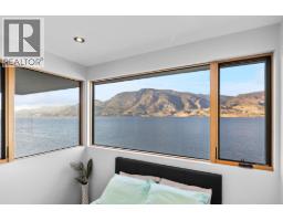 4043 Lakeside Road, Penticton, BC V2A8W3 Photo 24