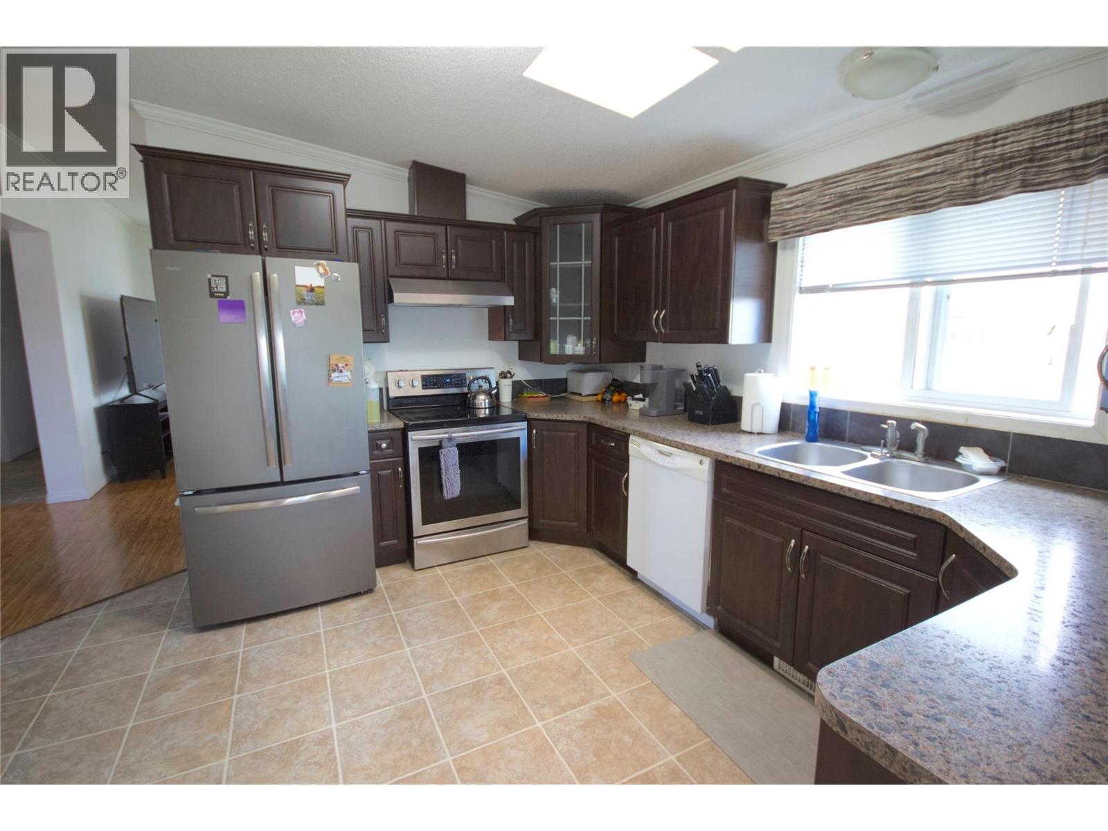 8420 21 Street, Dawson Creek