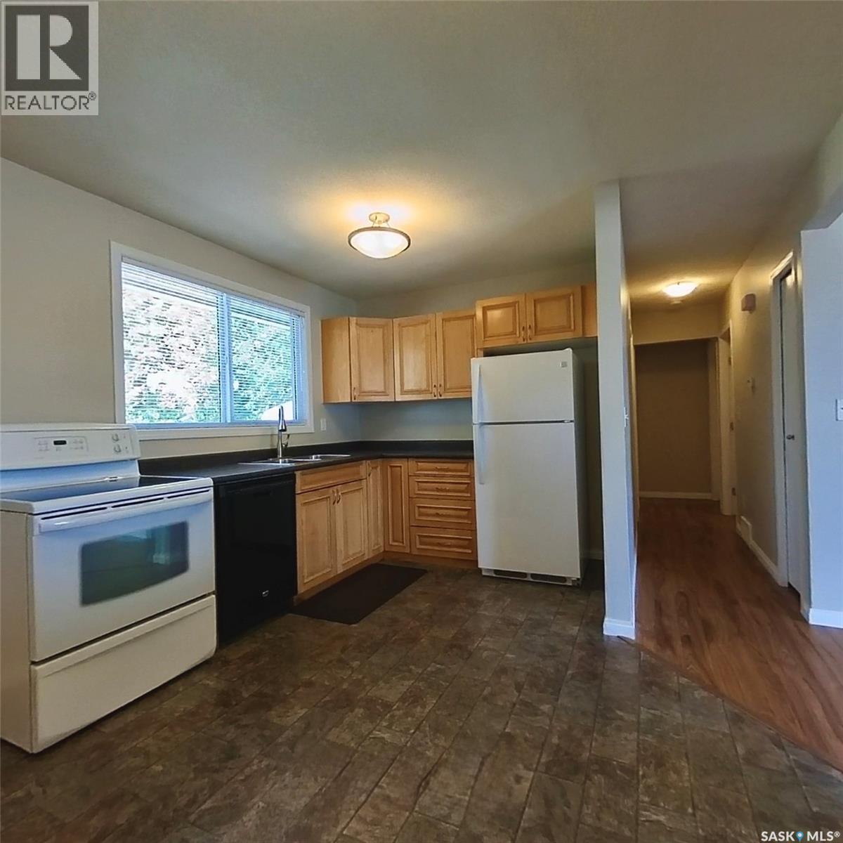 214 Fisher CRESCENT — photo 7
