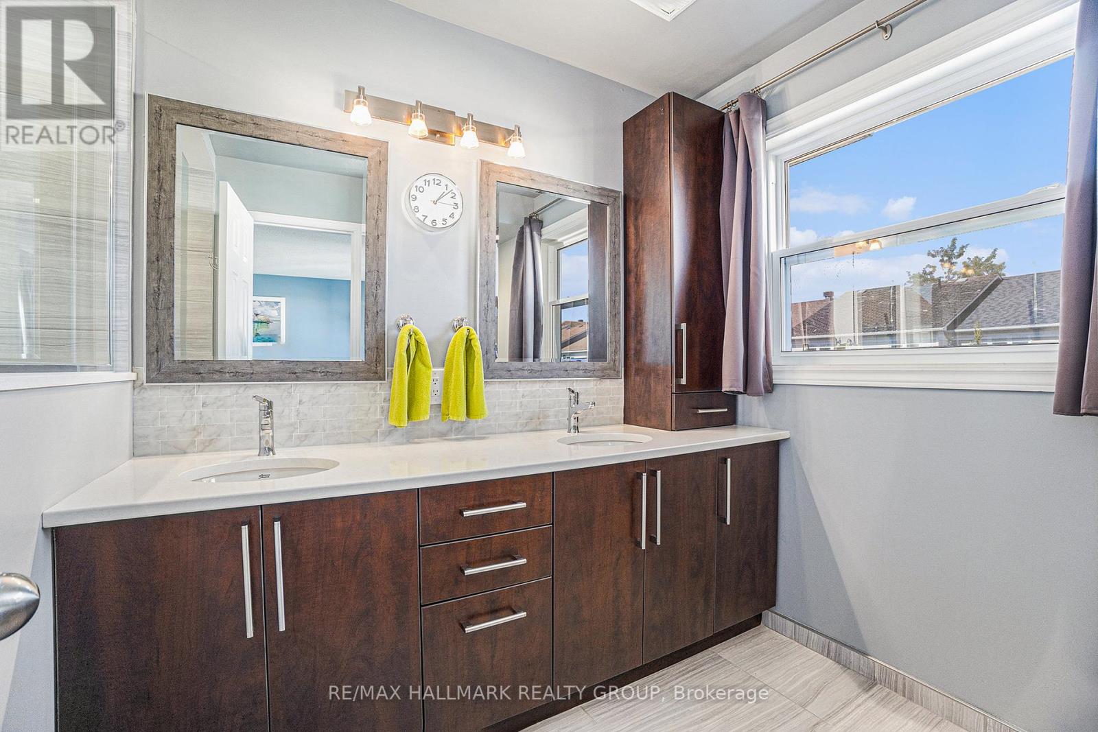 3 Bed, 3 Bath House for Rent in Ottawa – 1019 CANDLEWOOD STREET, Ottawa – MLS# X13447684 - Image 12