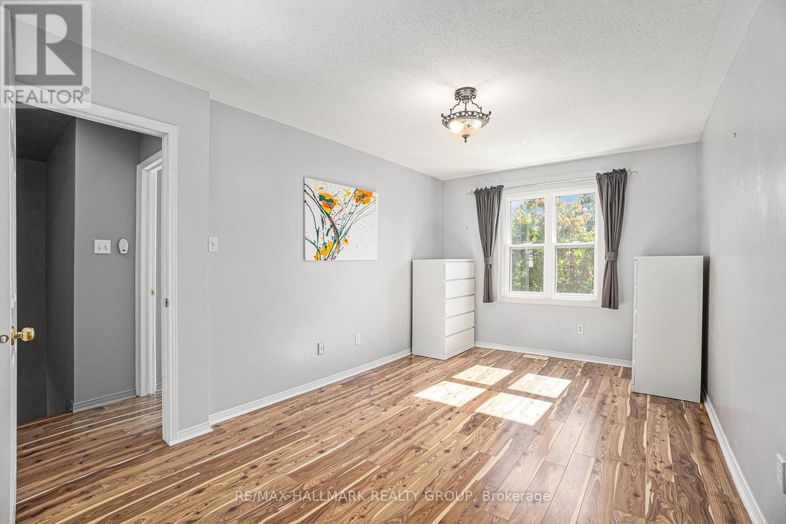 3 Bed, 3 Bath House for Rent in Ottawa – 1019 CANDLEWOOD STREET, Ottawa – MLS# X13447684 - Image 14
