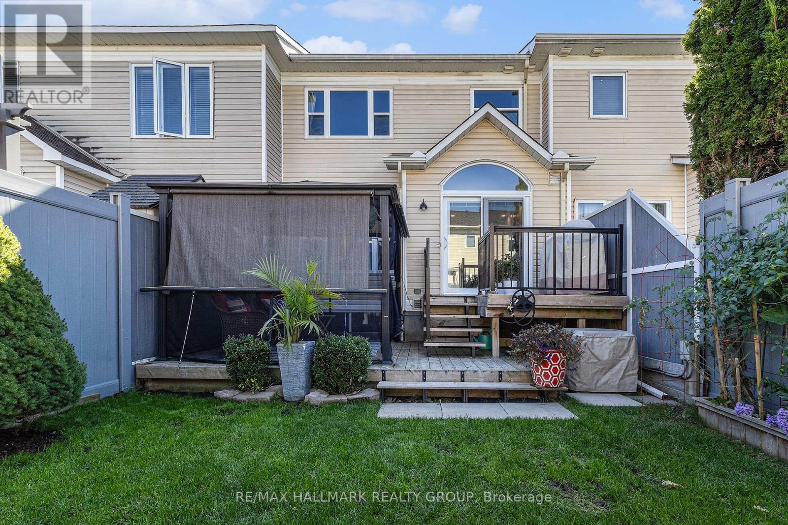 3 Bed, 3 Bath House for Rent in Ottawa – 1019 CANDLEWOOD STREET, Ottawa – MLS# X13447684 - Image 20