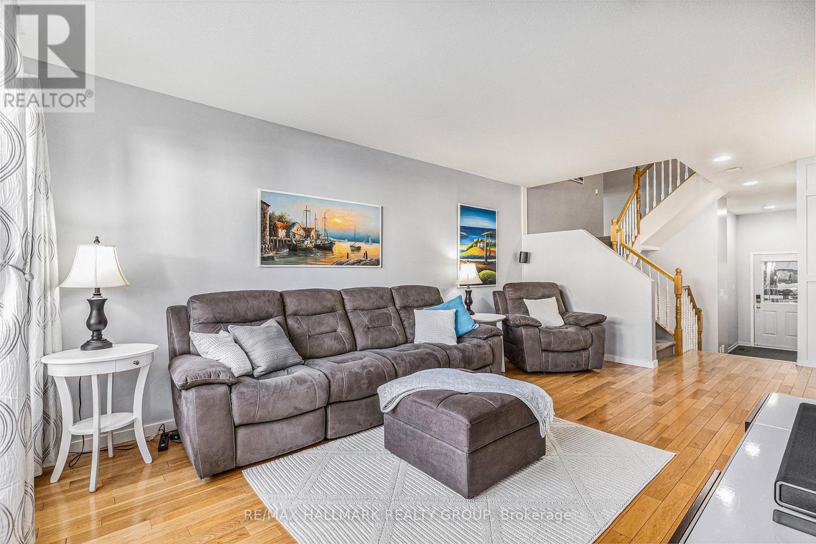 3 Bed, 3 Bath House for Rent in Ottawa – 1019 CANDLEWOOD STREET, Ottawa – MLS# X13447684 - Image 9